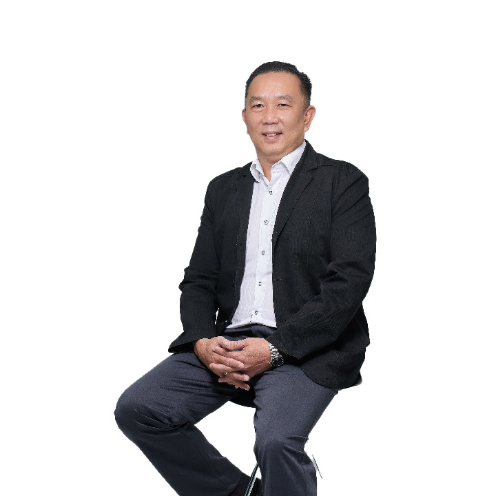 DESMOND CHEN | Founder & Managing Director